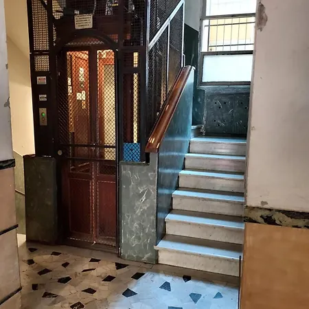 Blue House Termini-colosseo Apartment *